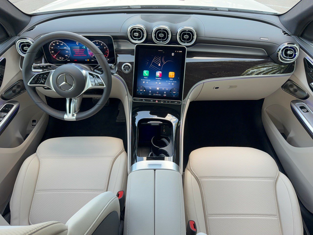 Used 2027 Mercedes-Benz GLC 300 image 17