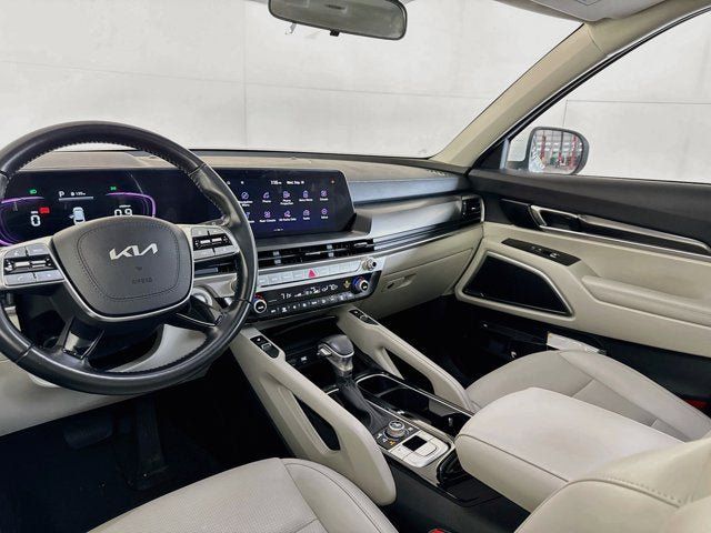 Certified 2023 Kia Telluride S w/ S Sunroof Package AWD/4WD image 24