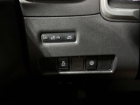 Used 2022 Nissan Murano SV w/ SV Midnight Edition Package AWD/4WD image 18