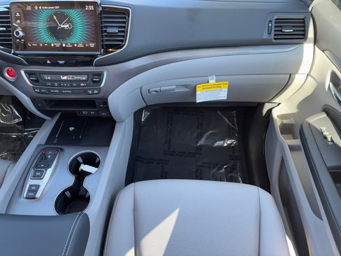 New 2026 Honda Ridgeline RTL image 16