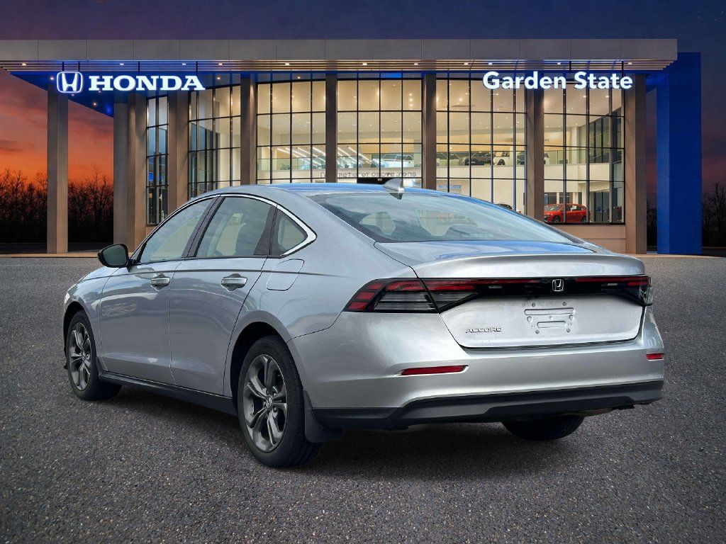 Certified 2023 Honda Accord EX image 4