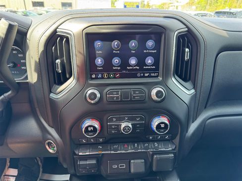 Used 2022 GMC Sierra 1500 AT4 w/ AT4 Premium Package image 17