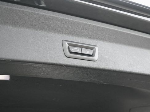 Used 2023 BMW X3 M40i w/ Premium Package image 17