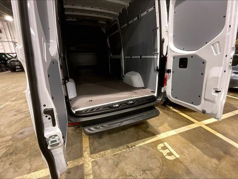 Used 2026 Mercedes-Benz Sprinter 2500 image 14
