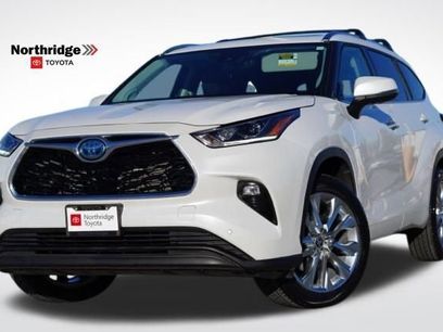 Used 2024 Toyota Highlander Limited