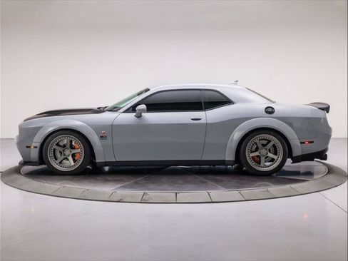 Used 2021 Dodge Challenger R/T Scat Pack RWD image 2