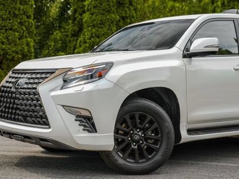 Used 2022 Lexus GX 460 w/ Black Line Special Edition AWD/4WD image 3