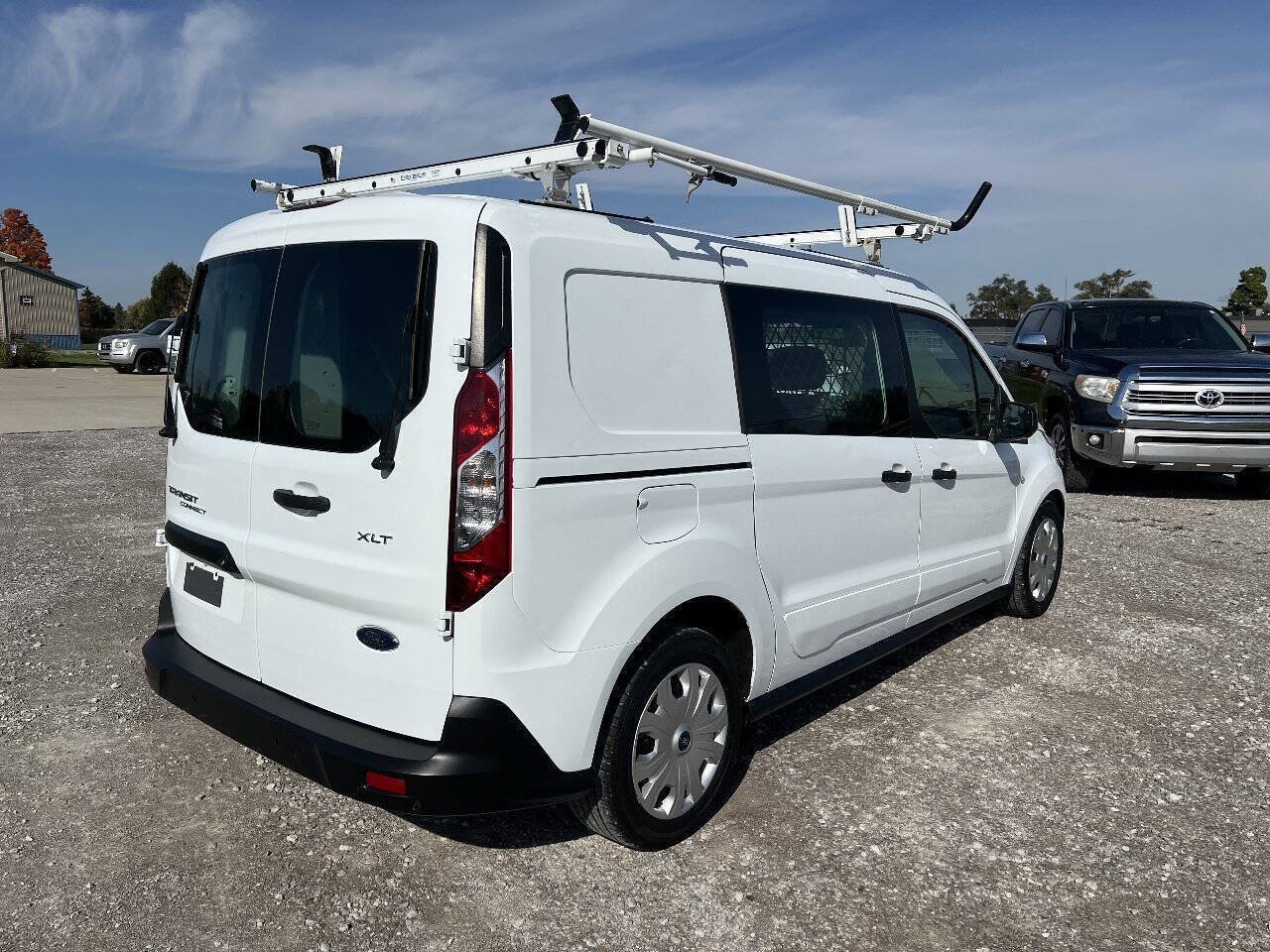 Used 2021 Ford Transit Connect XLT FWD image 8