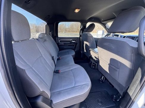 Used 2024 RAM 3500 Big Horn image 13