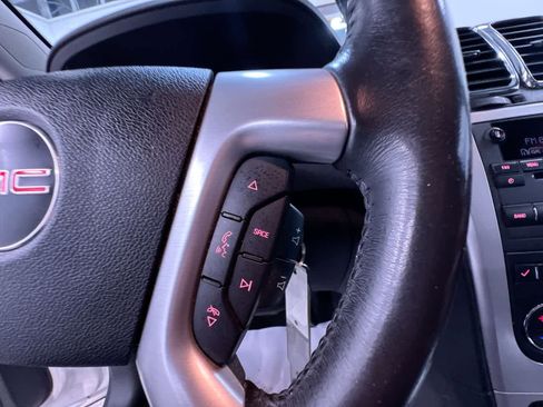 Used 2010 GMC Acadia SLT image 20