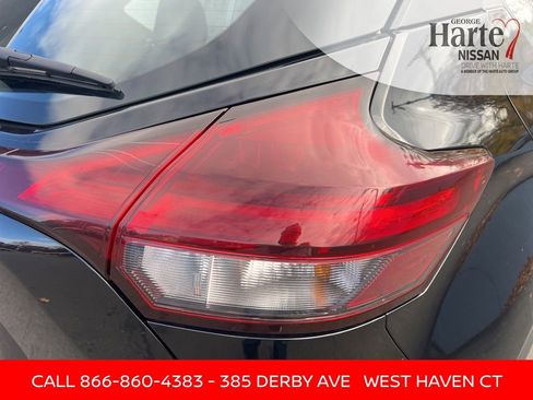 Certified 2024 Nissan Kicks SR image 31