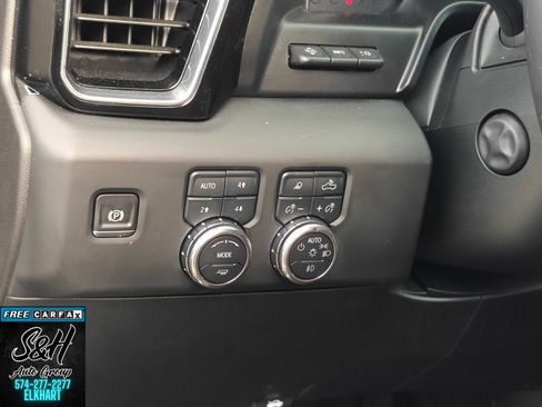 Used 2025 GMC Sierra 1500 Denali Ultimate AWD/4WD image 12