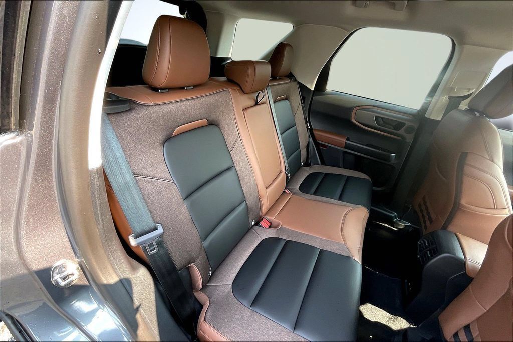 New 2026 Ford Bronco Sport Outer Banks w/ Outer Banks Tech Package+ AWD/4WD image 10