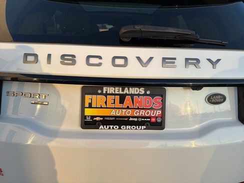 Used 2018 Land Rover Discovery Sport HSE image 10