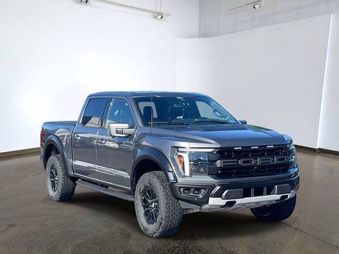 Used 2025 Ford F150 Raptor AWD/4WD image 3