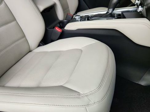 Certified 2023 MAZDA CX-5 AWD 2.5 S w/ Premium Package image 33