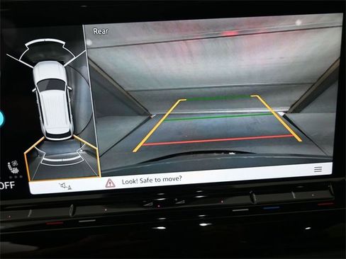 New 2026 Volkswagen Atlas Cross Sport SEL Premium R-Line image 32