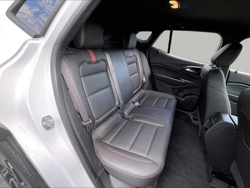 Used 2024 Chevrolet Trax RS w/ Driver Confidence Package FWD image 28