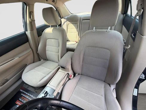 Used 2005 MAZDA MAZDA6 i FWD image 13