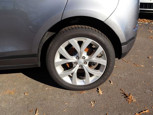 Used 2023 Land Rover Range Rover Evoque S image 9