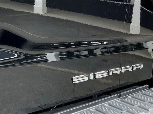 Used 2020 GMC Sierra 1500 Denali w/ Driver Alert Package II AWD/4WD image 25