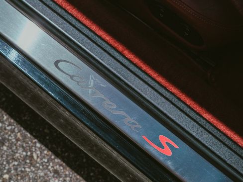 Used 1998 Porsche 911 Carrera S RWD image 19