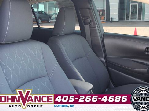 Used 2026 Toyota Corolla LE FWD image 16