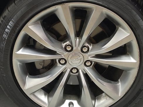 Used 2015 Chrysler 200 S w/ Navigation & Sound Group I FWD image 31