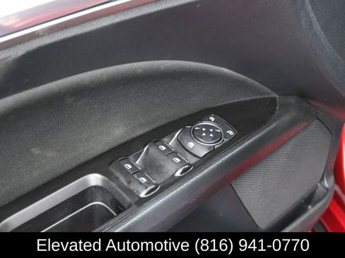 Used 2017 Ford Fusion SE w/ Equipment Group 201A image 14