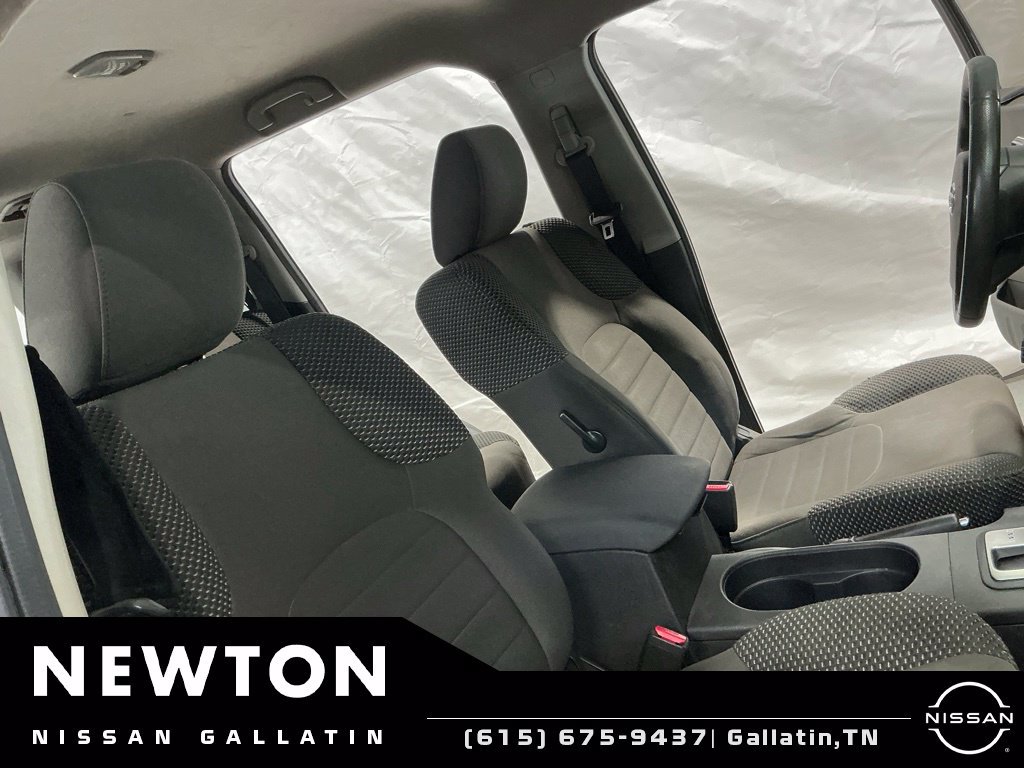 Used 2012 Nissan Xterra PRO-4X AWD/4WD image 18