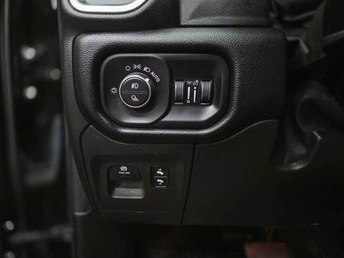 Used 2019 RAM 1500 Big Horn AWD/4WD image 29