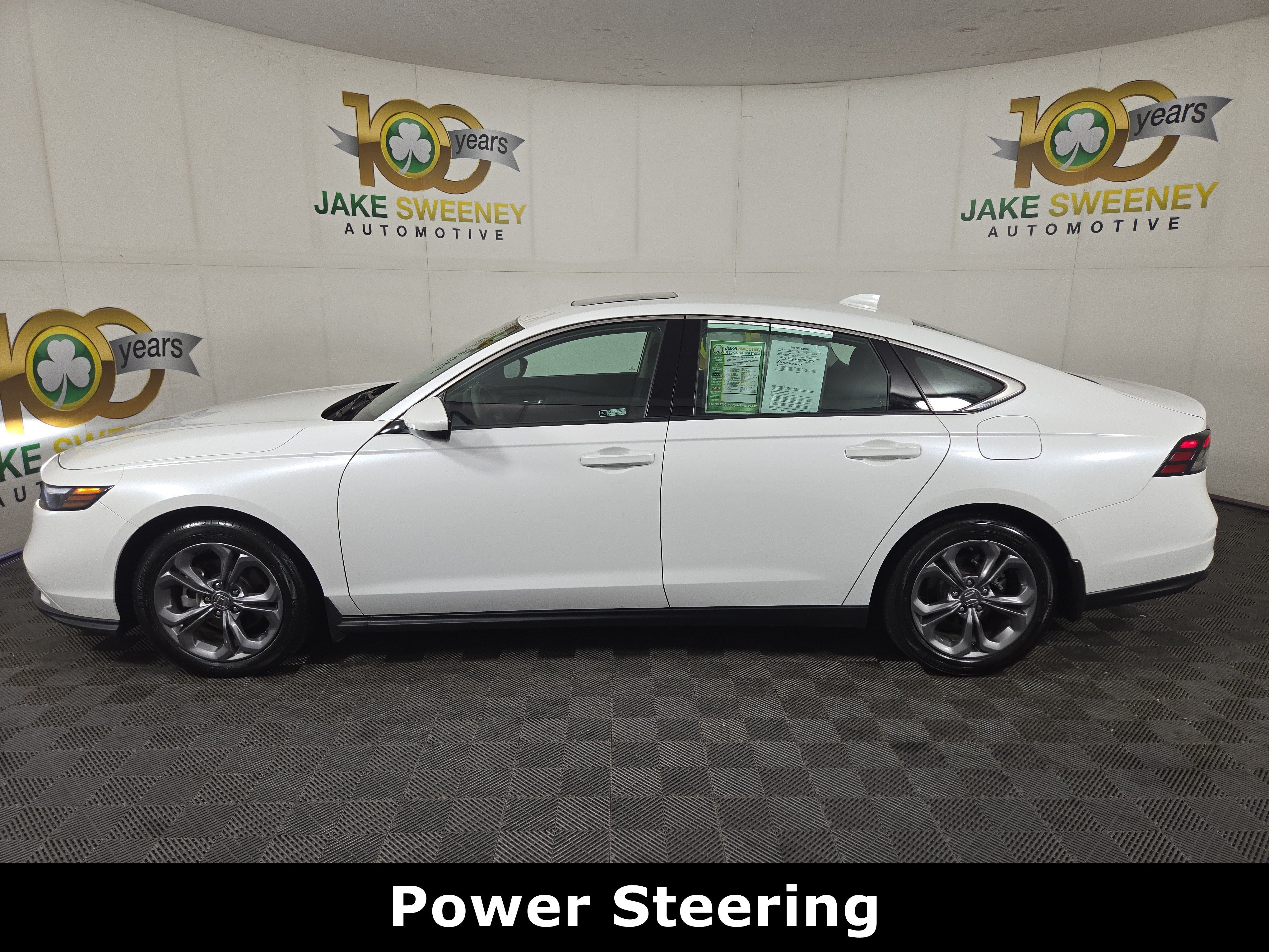 Used 2024 Honda Accord EX image 4