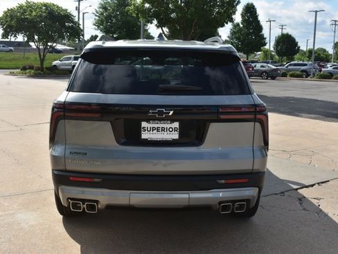 New 2026 Chevrolet Traverse LT w/ LPO, Floor Liner Package FWD image 6