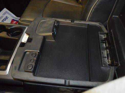 Used 2015 RAM 1500 Limited image 21