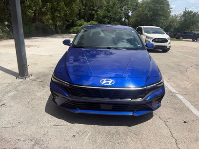 Used 2025 Hyundai Elantra SEL