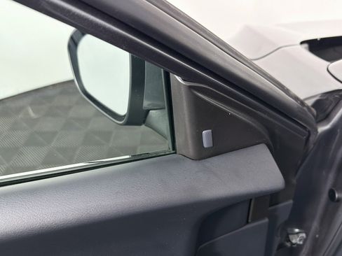 Used 2025 Nissan Sentra S FWD image 16