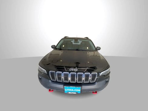 Used 2019 Jeep Cherokee Trailhawk w/ Comfort/Convenience Group AWD/4WD image 3