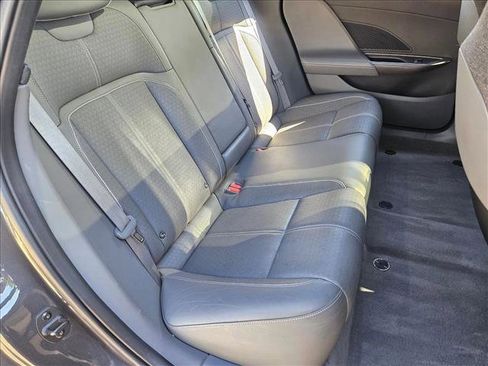 Used 2022 Lucid Air Grand Touring image 19