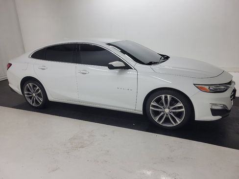 Used 2023 Chevrolet Malibu LT FWD image 11