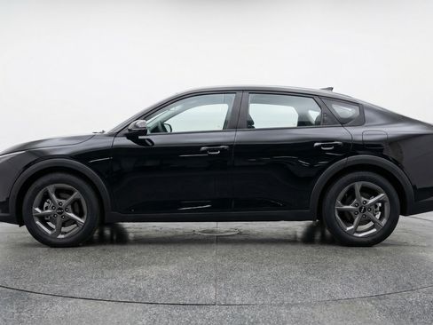 Used 2025 Kia K4 FWD image 5