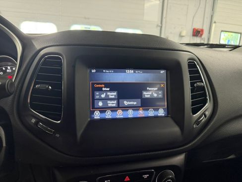 Used 2021 Jeep Compass Latitude w/ Convenience Group FWD image 21