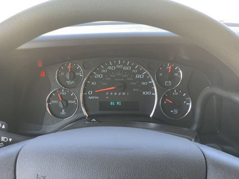 New 2026 Chevrolet Express 2500 w/ Driver Convenience Package RWD image 8