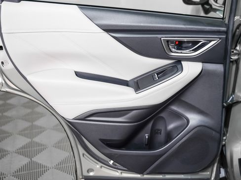 Used 2021 Subaru Forester Limited w/ Popular Package #3 image 21