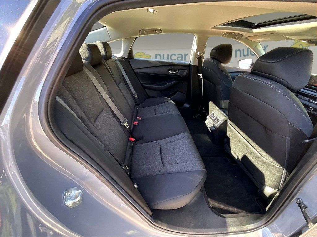 Used 2025 Honda Accord SE image 16