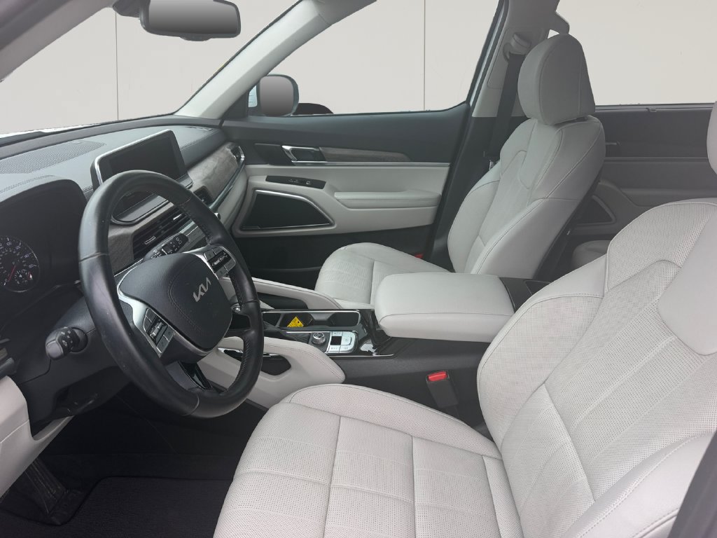 Certified 2022 Kia Telluride EX w/ EX Premium Package FWD image 10