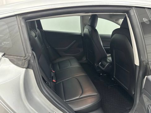 Used 2018 Tesla Model 3 Long Range RWD image 22