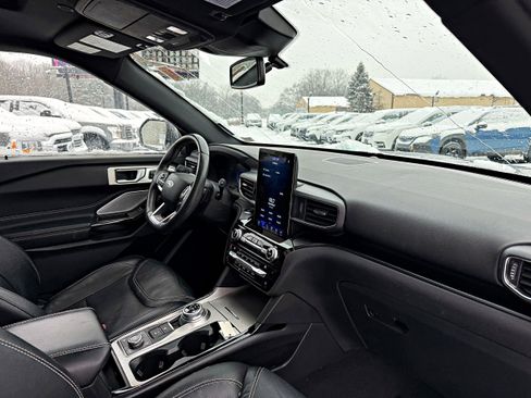 Used 2021 Ford Explorer ST w/ Equipment Group 401A image 22