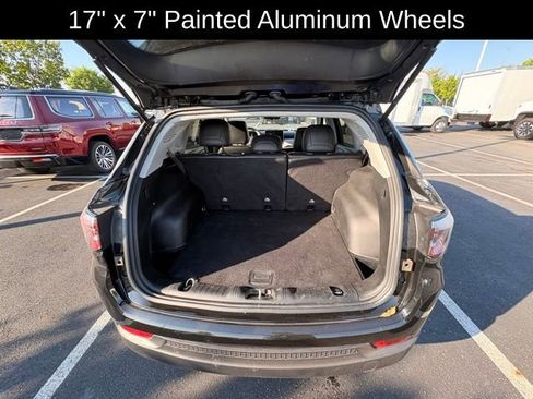 Used 2022 Jeep Compass Latitude FWD image 18