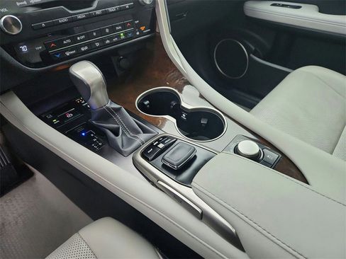 Used 2019 Lexus RX 350 AWD image 16