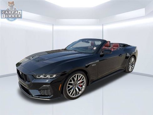 Used 2025 Ford Mustang GT Premium RWD image 38